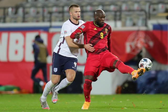 2026上海乒乓球嘉年华开幕 乒乓名将点赞全民观赛参赛新体验